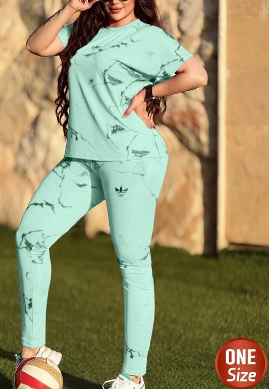 طقم رياضي نسائي قطن بتصميم نقشة الرخامبألوانه المتنوعة